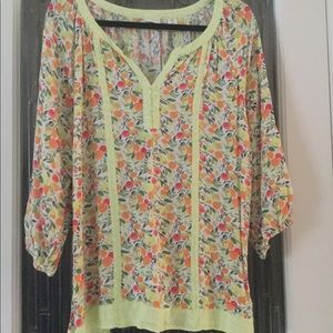 Blousy lime green top.